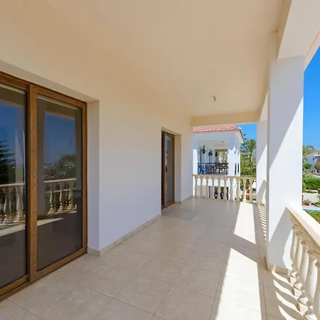 Вилла Sam Айя-Напа